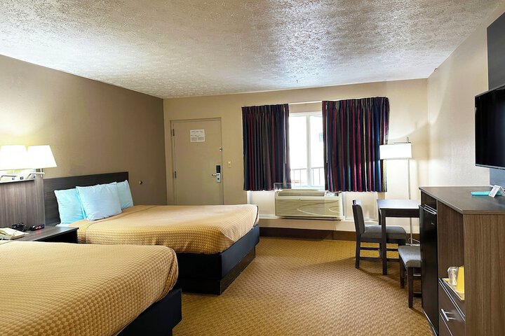 Room 45 of 100