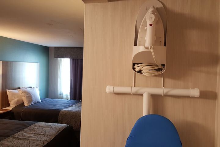 Room 7 of 35