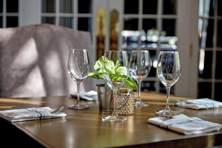 Dining 61 of 74
