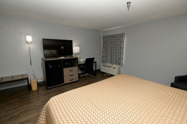 Room 21 of 26