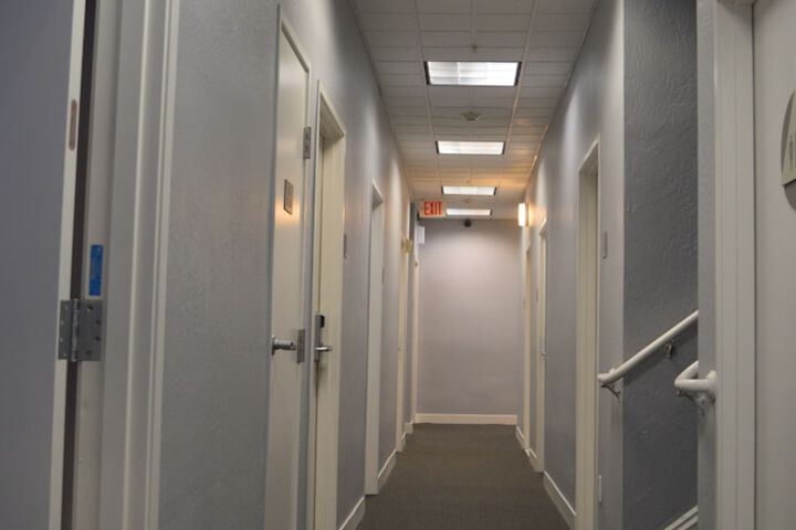 Ballroom/Hall 26 of 27