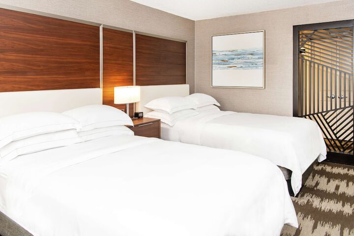 Room 30 of 114