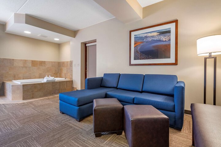 Lift Bridge Lodge an Ascend Collection Hotel