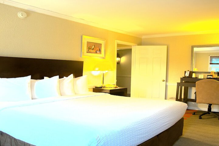 Clarion Inn Strasburg - Lancaster