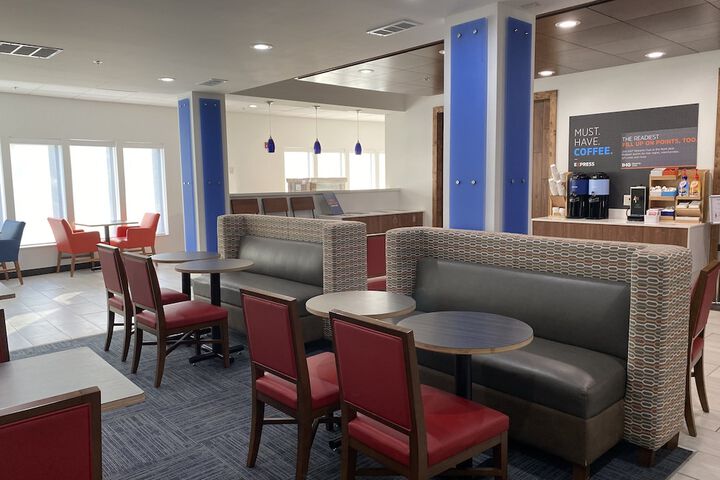 Holiday Inn Express Hotel & Suites Logansport by IHG