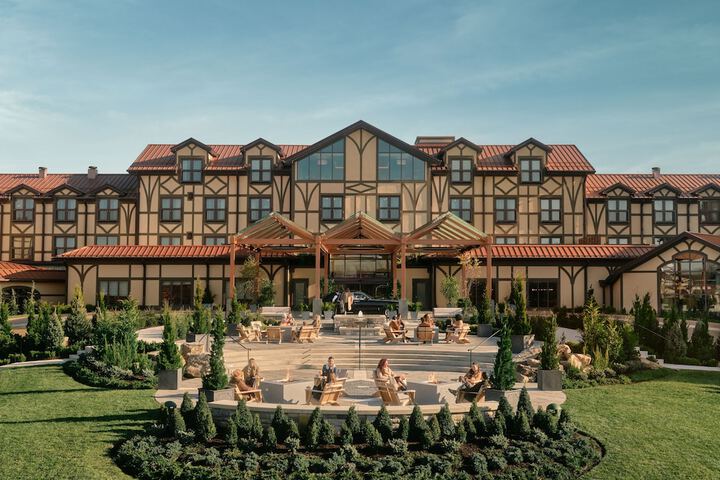 Hotel 4 of 150