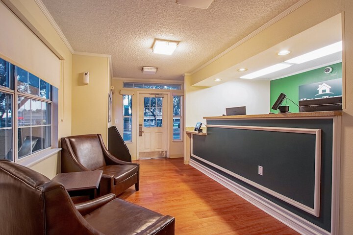 Hotel Interior 7 of 22