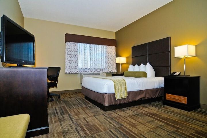 Room 12 of 20