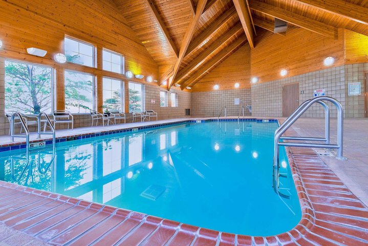 Pool 8 of 54