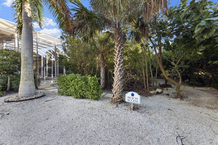 The Palm and Shell Captiva Island Private Luxury Home With Pool hot tub and Beach Access