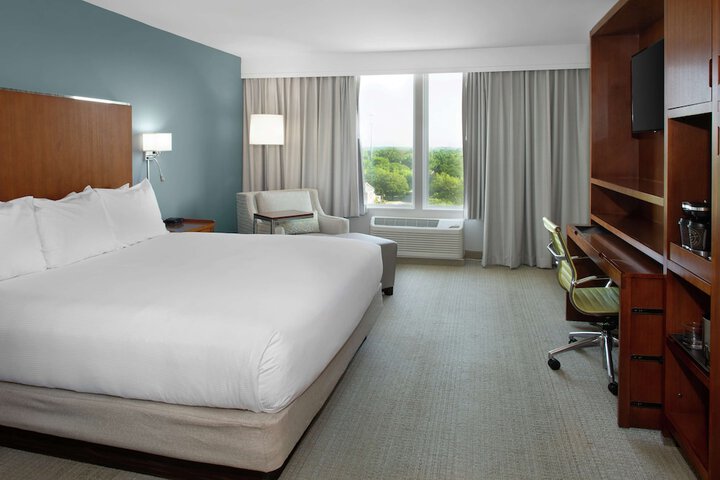 Room 20 of 67