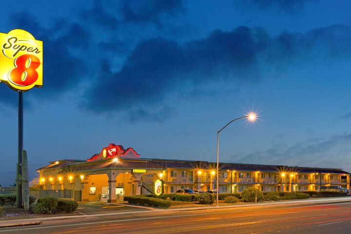 Hotel 2 of 23