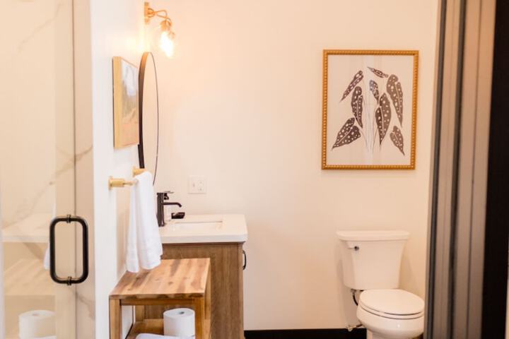 Speakeasy Suites