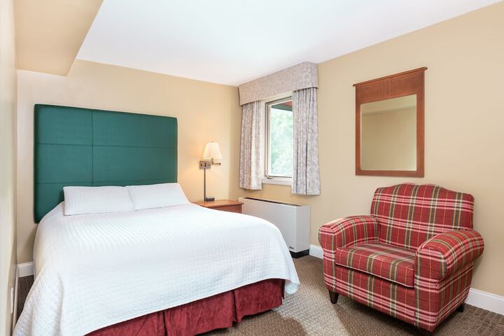 Room 46 of 111