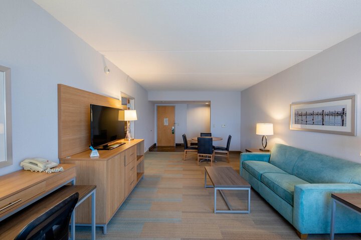 Room 44 of 93