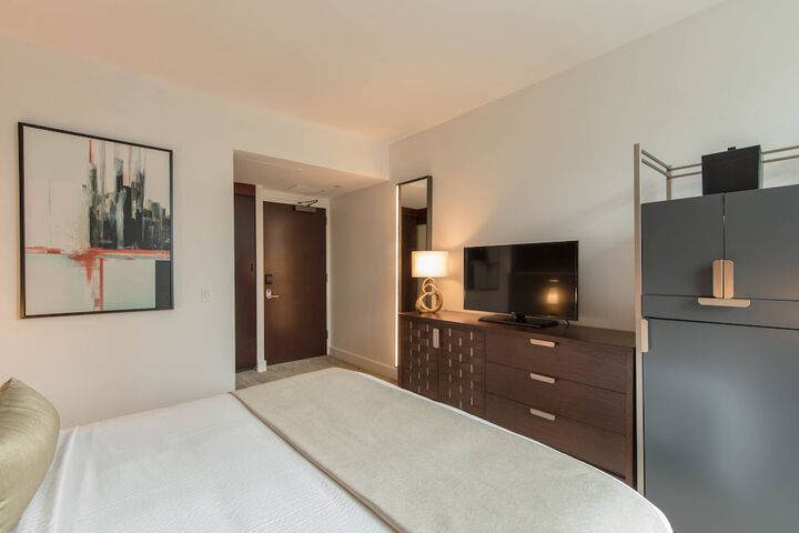 Room 18 of 50