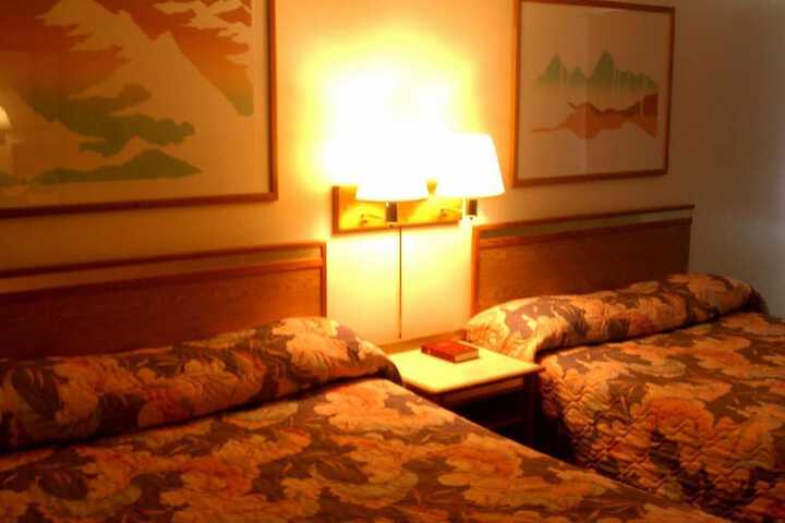 Room 17 of 22