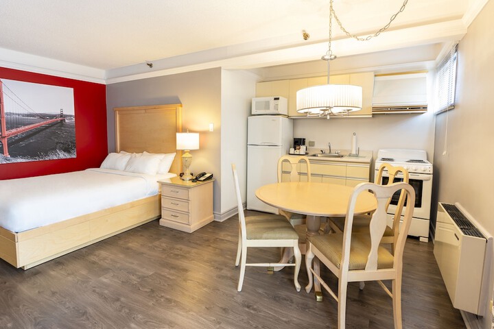 Room 36 of 132
