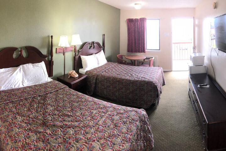Room 29 of 68