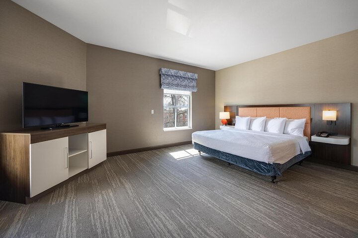 Hampton Inn & Suites Logan