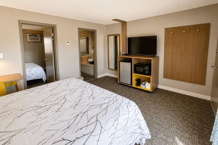 Continental Inn