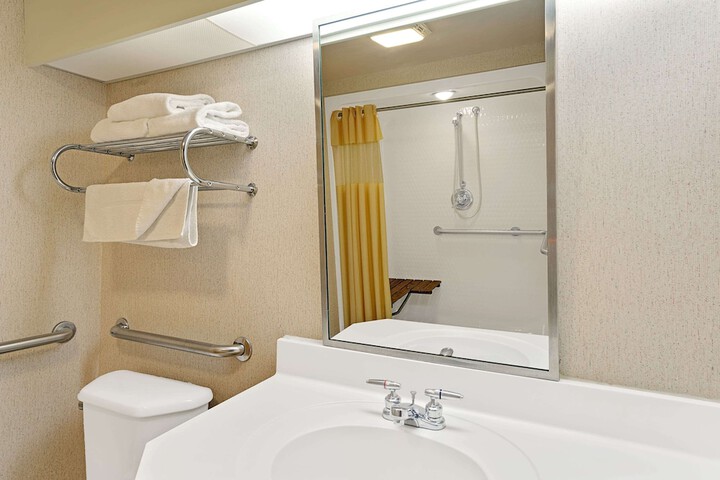 Room 20 of 36