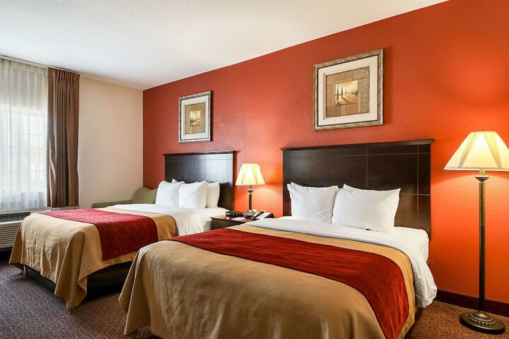 Quality Inn Kingsville Hwy 77