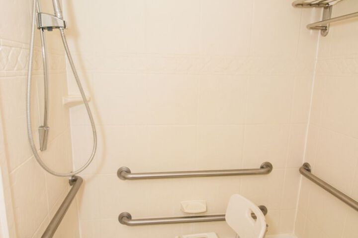 Room 15 of 50