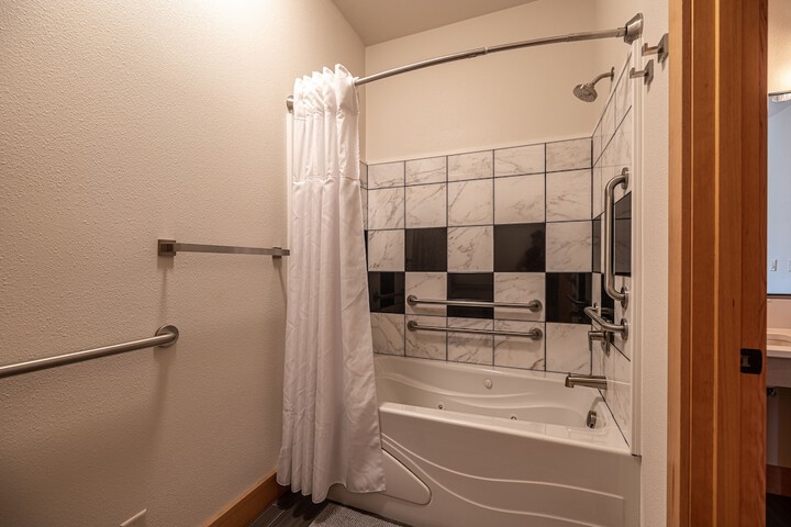 Room 31 of 44
