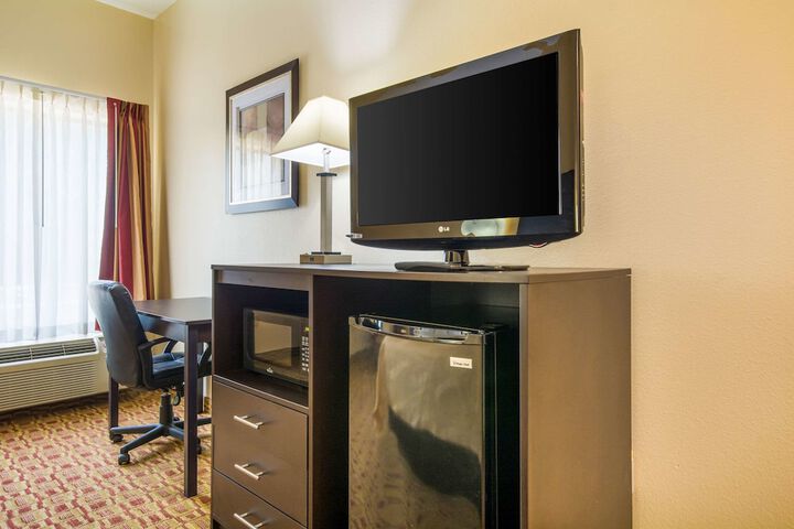 Room 19 of 40