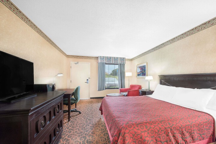 Room 3 of 13