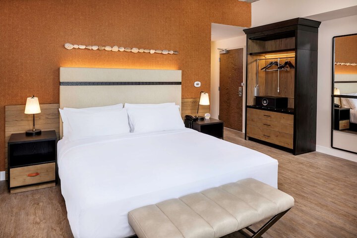 Hotel Melby Downtown Melbourne Tapestry Collection by Hilton