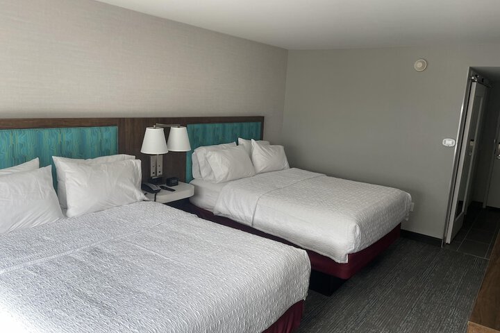 Room 16 of 42