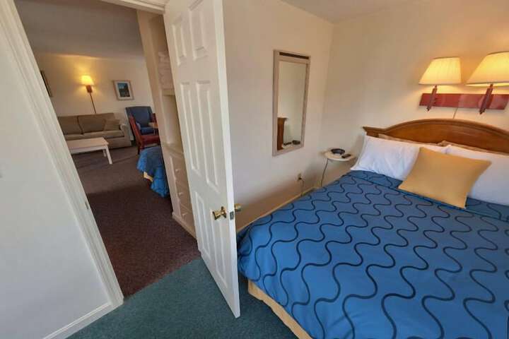 Room 26 of 59