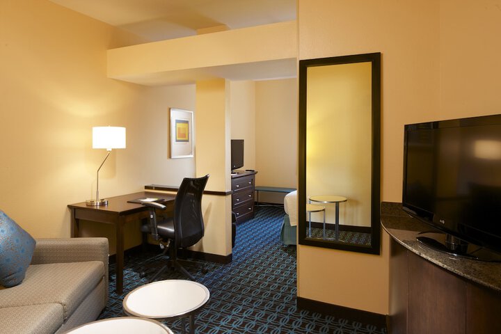 Fairfield Inn & Suites Houston Intercontinental Airport