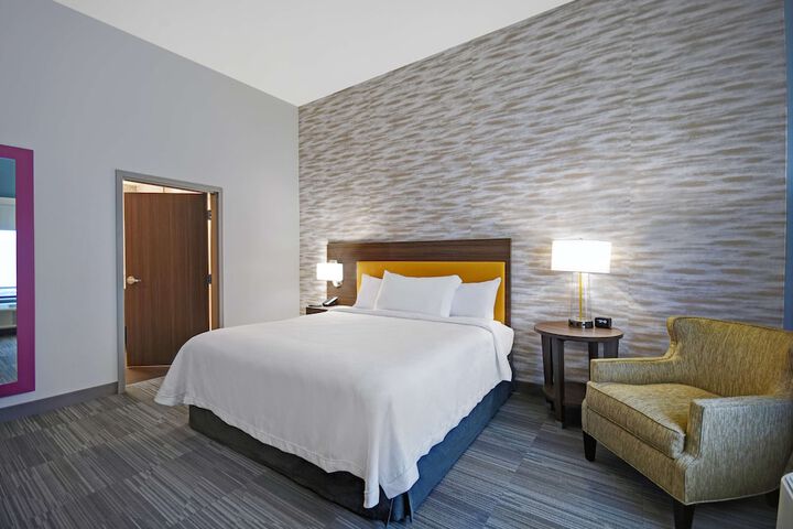 Room 38 of 53