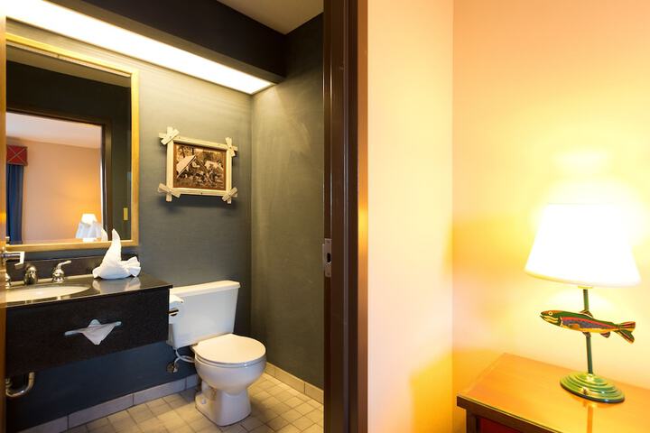 Room 10 of 41