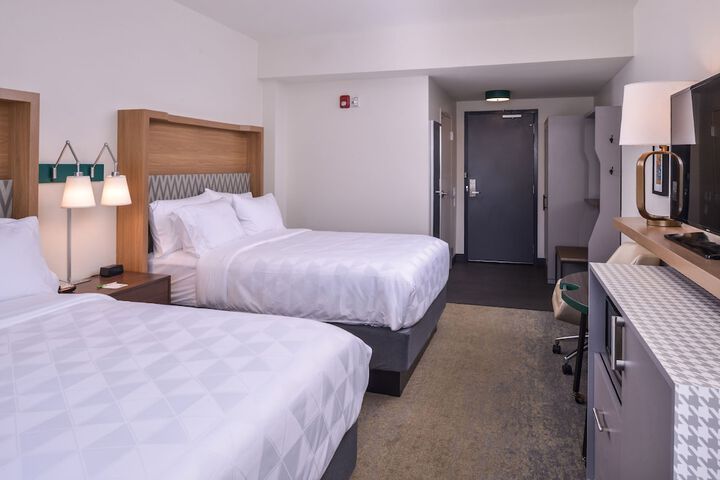Holiday Inn Detroit Northwest - Livonia by IHG