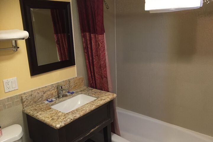 Room 21 of 60