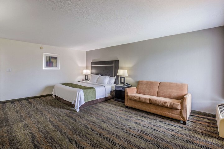 Room 40 of 70