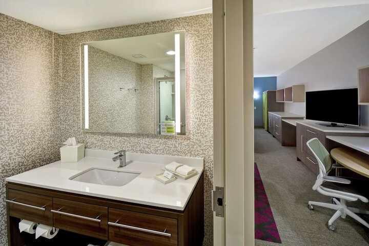 Room 20 of 46