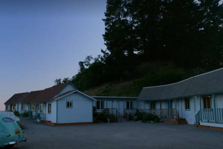 Hotel 7 of 43