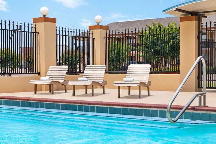 Pool 5 of 40