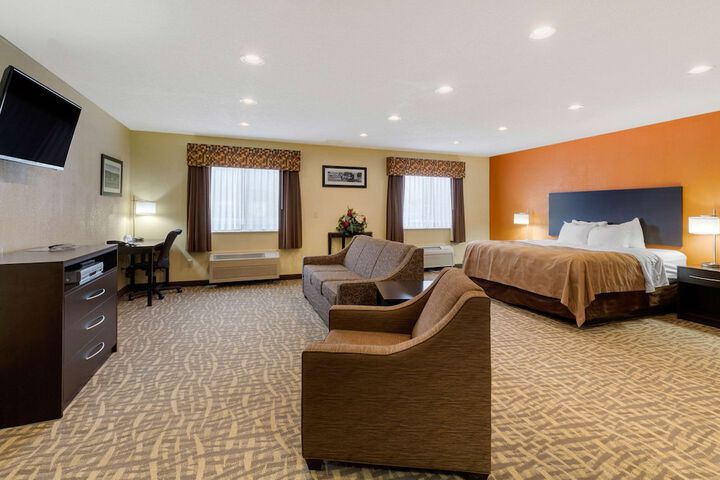 Room 22 of 39