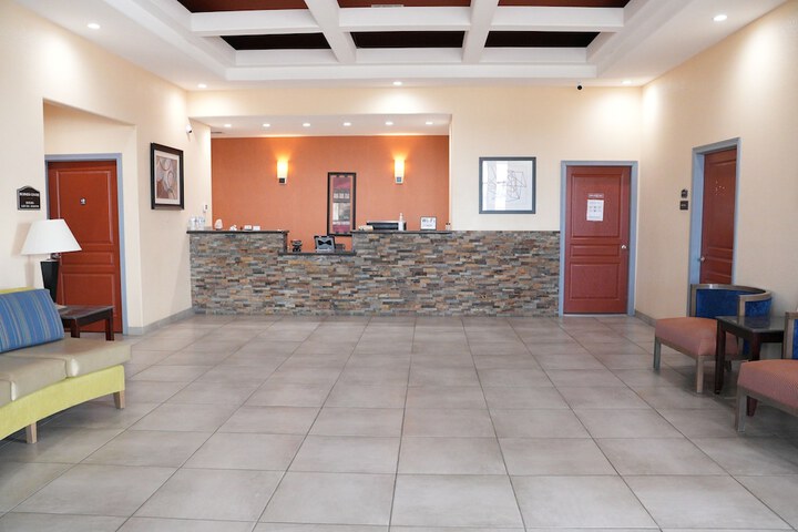 Hotel Interior 17 of 72