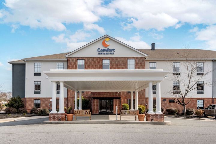 Hotel 2 of 30