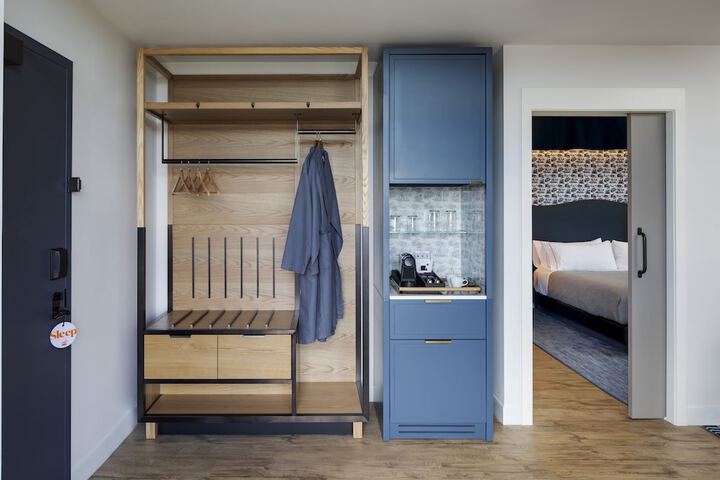Room 35 of 77