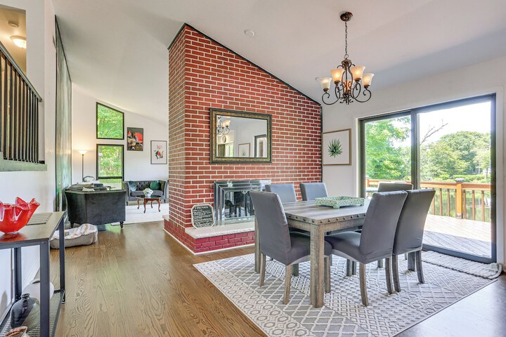 Pet-friendly Vacation Rental w / Lake Access