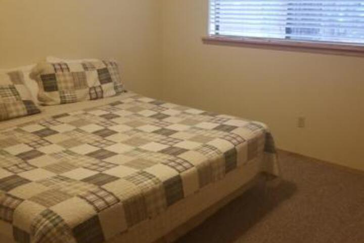 Room 19 of 37