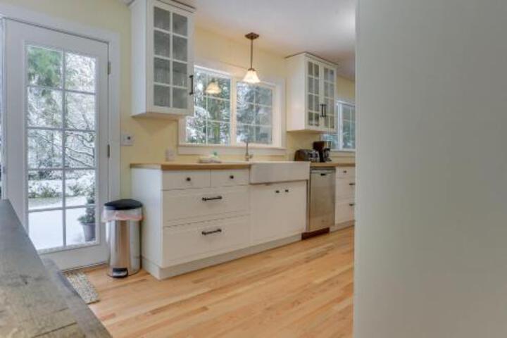 Barlow Bungalow